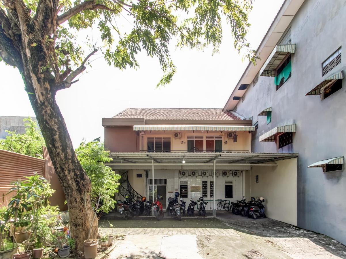 Oyo Life 91374 Asia Stay Semarang Syariah Экстерьер фото