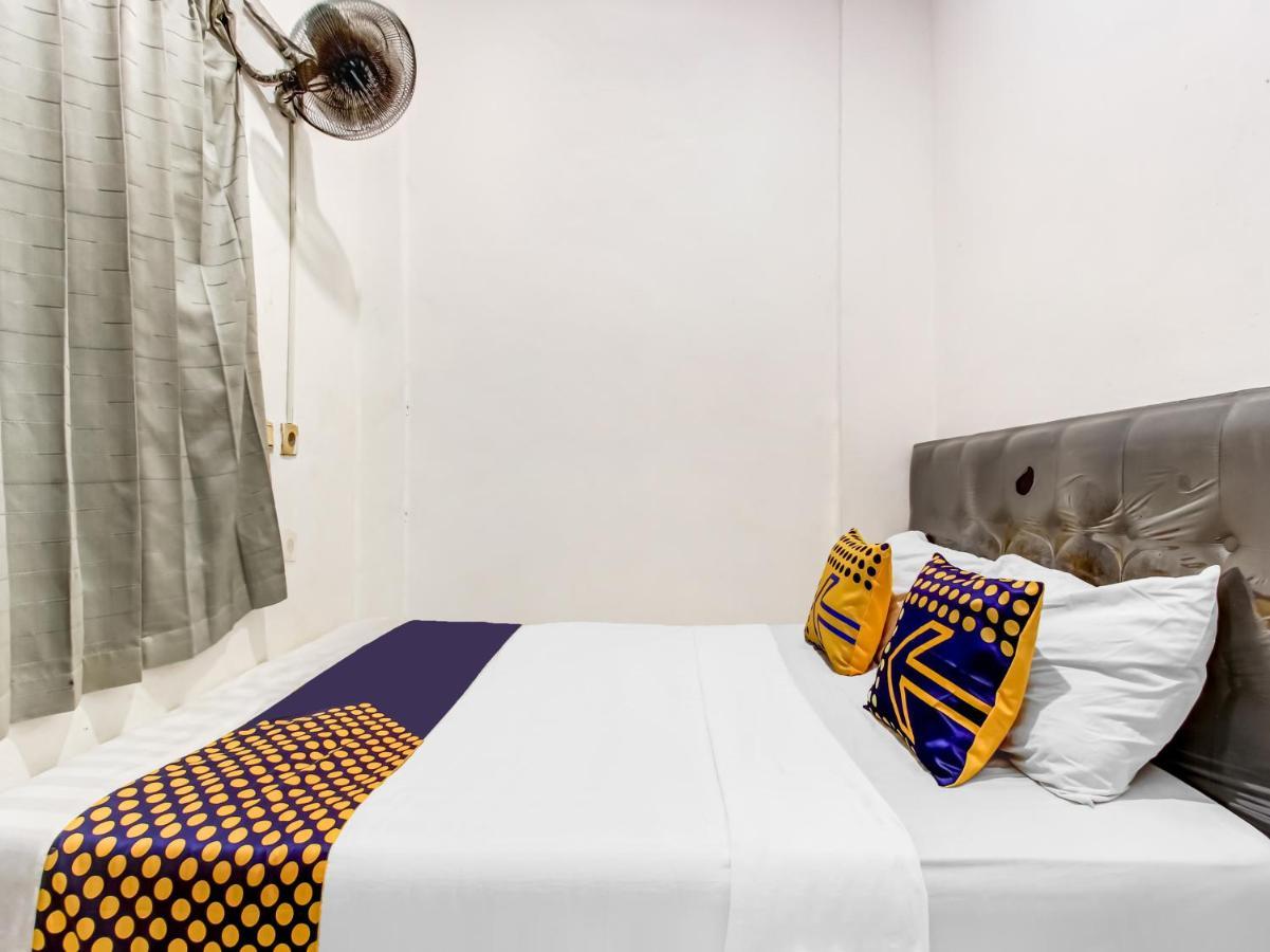 Oyo Life 91374 Asia Stay Semarang Syariah Экстерьер фото